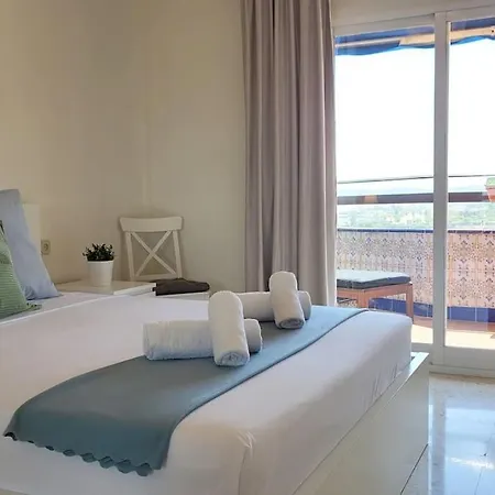 Royal Park Pacos Apartment Fuengirola
